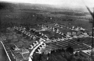 Zeppelin Village