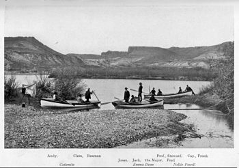 photo, boats and crew