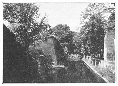 THE MOAT AROUND KRONBORG