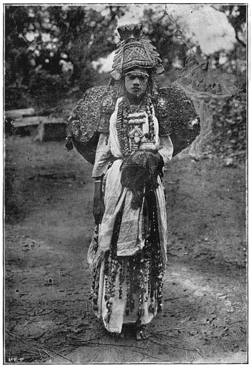 Valluvan dressed up as Siva at Malayanūr festival.