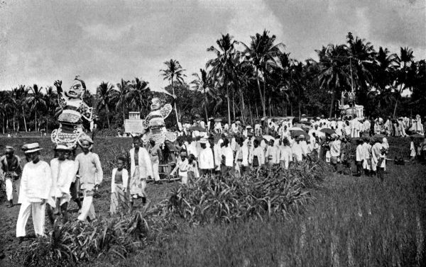 Funeral Procession on its way to the Chinese Cemetery.