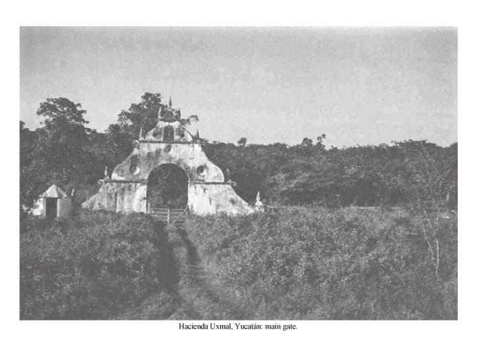 Hacienda Uxmal, Yucatán: main gate.