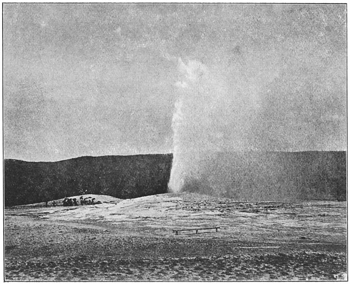 De Old Faithful-geyser in uitbarsting.