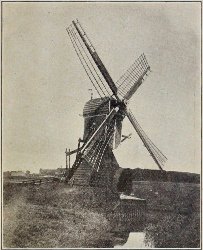 “Petmolen” or small pumping mill. Holland.