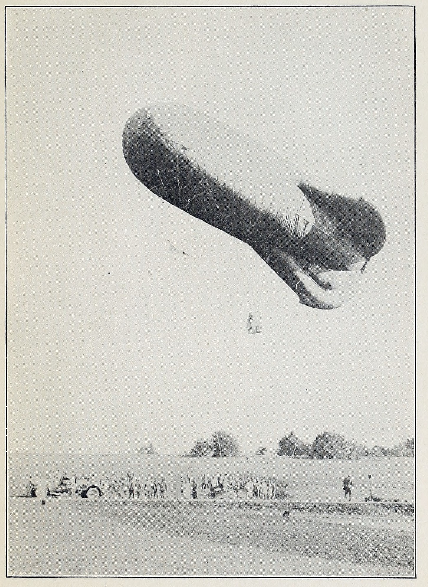 Fig. 26. American Kite Balloon of Latest Type Ascending