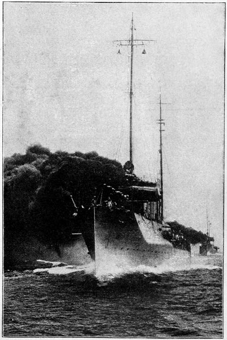 UNITED STATES DESTROYERS THROWING OUT A SMOKE SCREEN