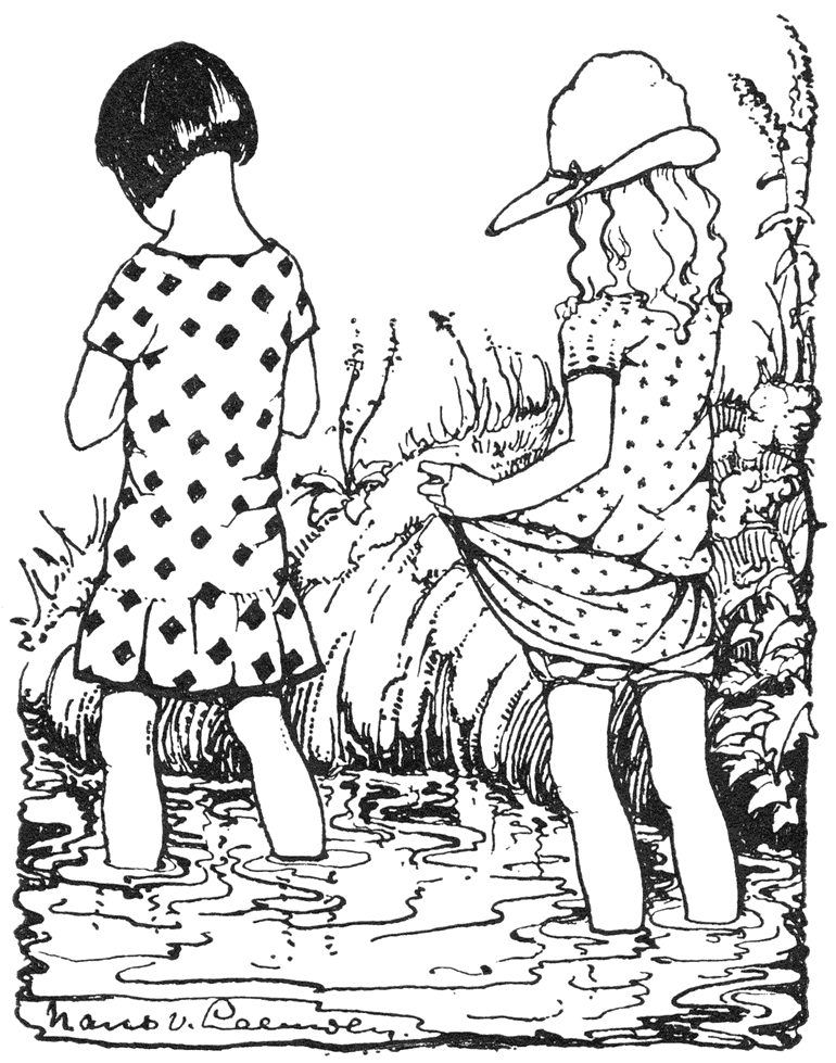 Freda en Ineke waden door een beekje.