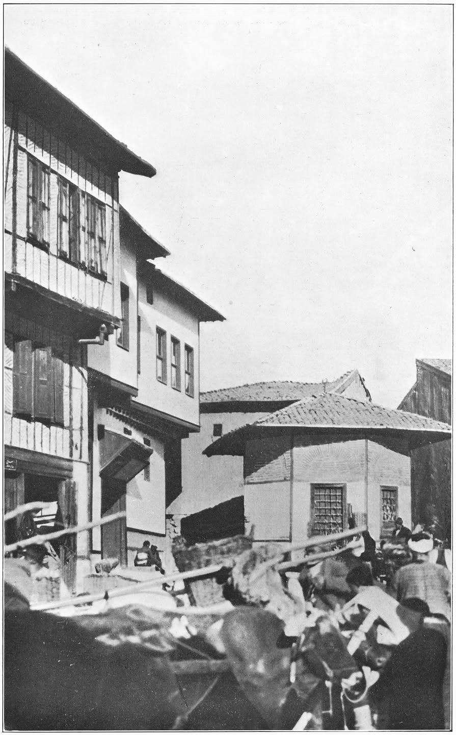 Afb. 34. Angora; marktpleintje.