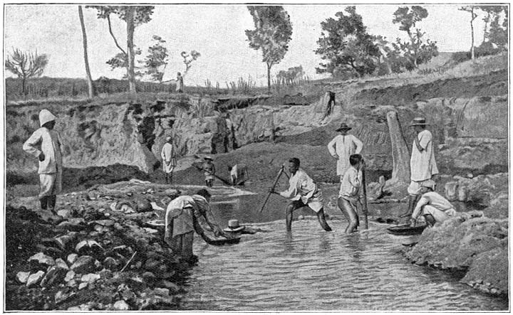 Persona Distributie Voorouder The Project Gutenberg eBook of Een goudzoeker op Madagascar, by S. Lagrange