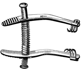 Axenfeld&rsquo;s Retractor for Excision of the Lachrymal Sac