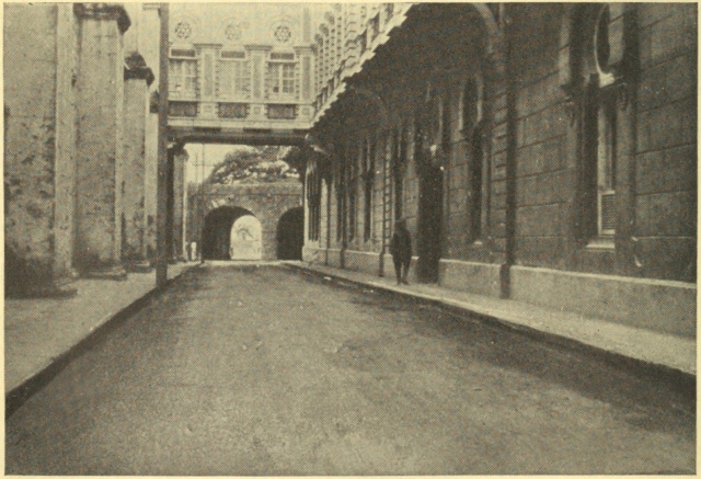 COOL AND SILENT ARE THE MOSSY STREETS OF THE WALLED CITY OF
MANILA