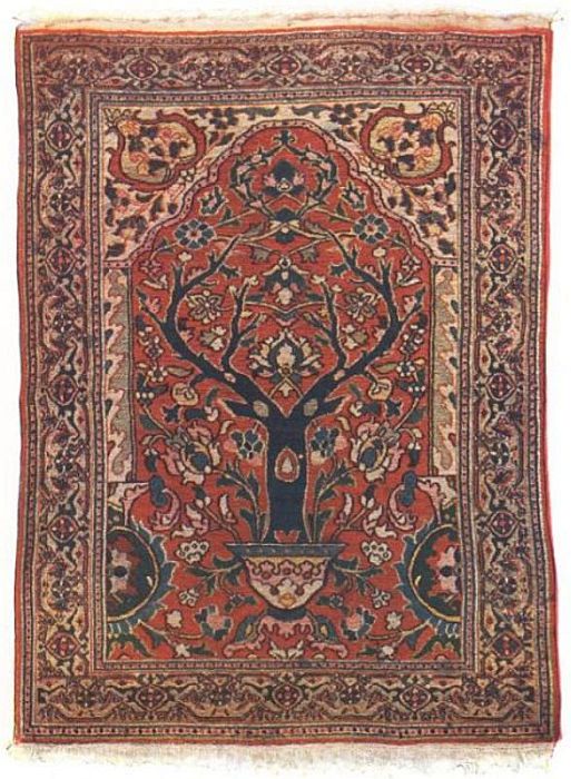 MESHED PRAYER RUG.