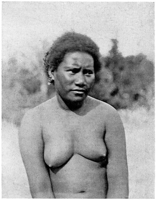 A Typical Nakubukwabuya (Unmarried Woman).