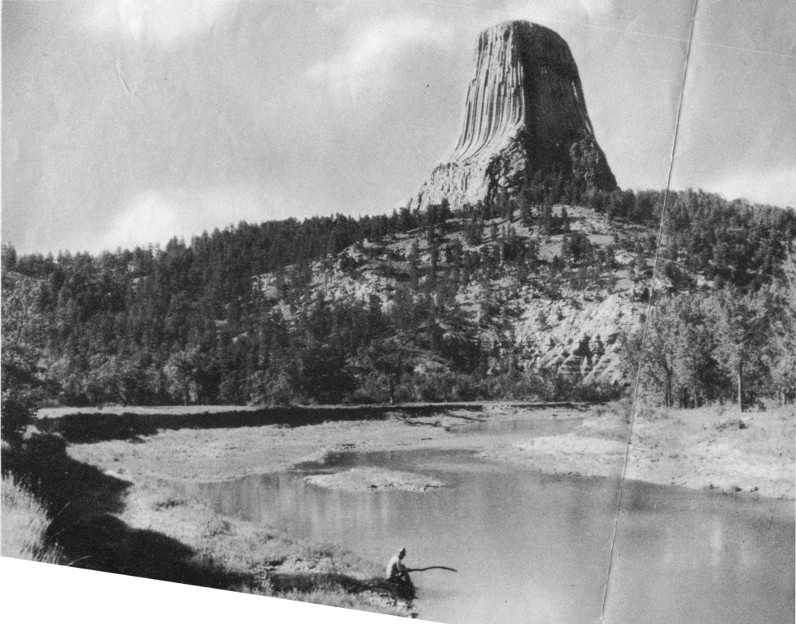 Devils Tower National Monument, Wyoming, by U. S. National Park Service: a  Project Gutenberg eBook