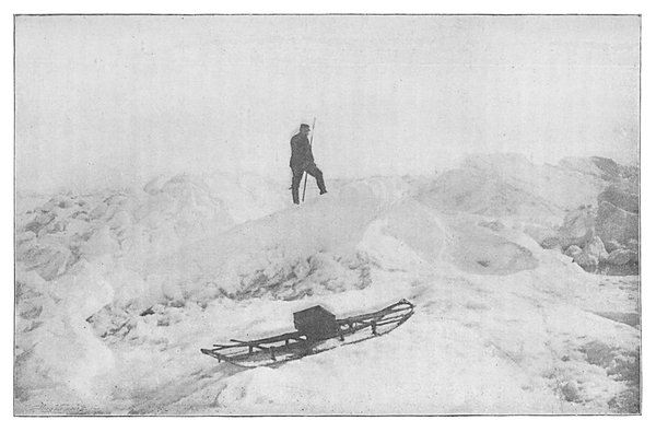 Des boules de neige géantes envahissent une plage en Sibérie. Pourquoi ?