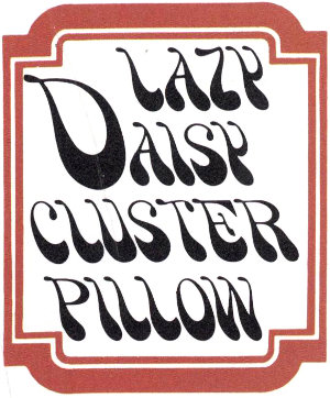 LAZY DAISY CLUSTER PILLOW